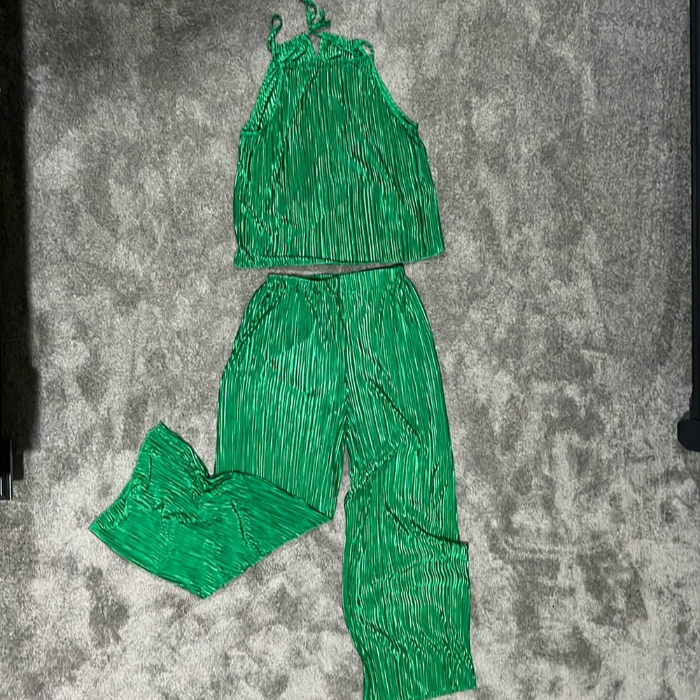 Halter top and pants set